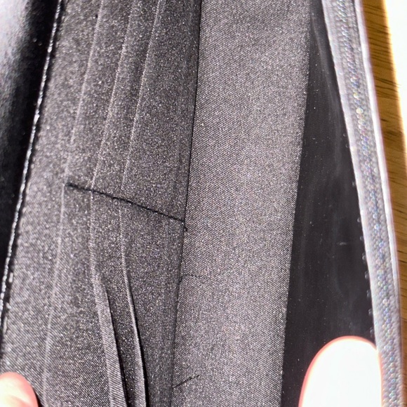 Badgley Mischka black quilting purse with logo and tassel closure final $42 firm - Picture 9 of 12